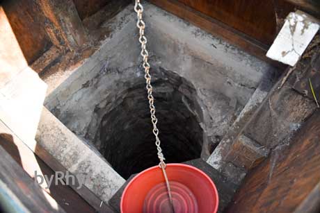 Smoke-House-Thatchers-Hill-c